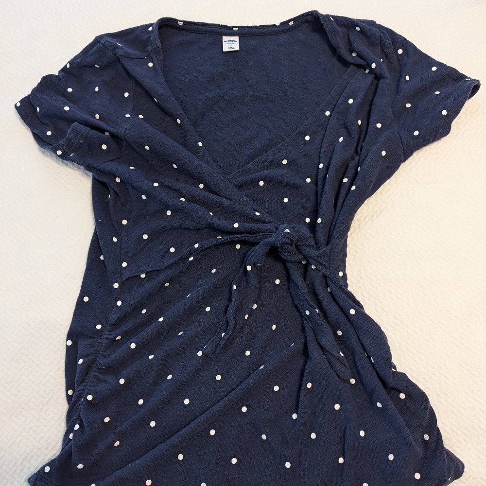 Old Navy Size Small Maternity Top -- Navy Blue with White Polka Dots